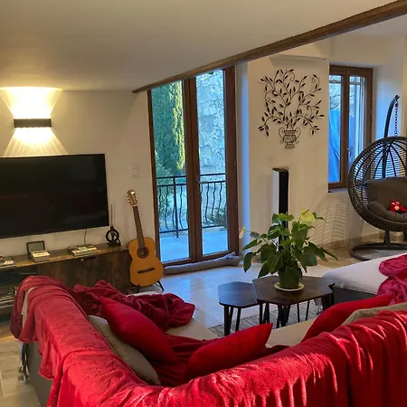 La Belle D'aurelie Avec Professionnel En Pleine Campagne Et Proche De Holiday home