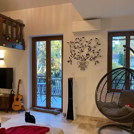 Holiday home La Belle D'aurelie Avec Professionnel En Pleine Campagne Et Proche De